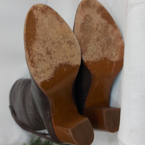 Coach Selena Brown Leather Block Heel Tassel Tall Almond Toe Boot 7B - Picture 8 of 12